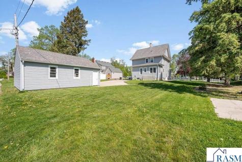 216 E 1st Street Blue Earth MN 56013