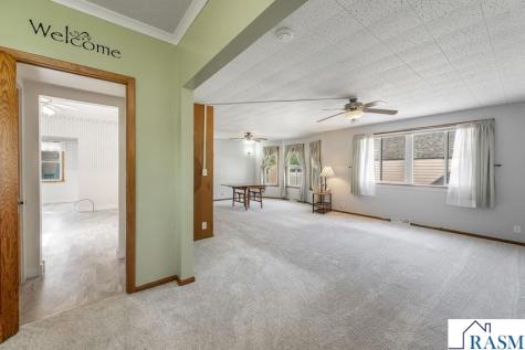 216 E 1st Street Blue Earth MN 56013