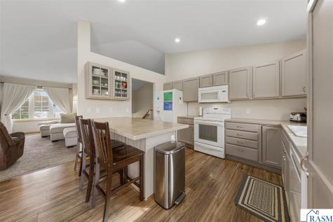 2101 Red Tail Lane North Mankato MN 56003