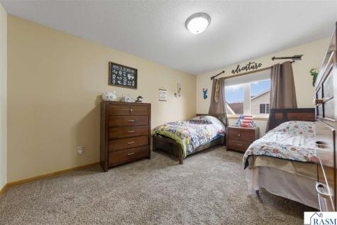 2101 Red Tail Lane North Mankato MN 56003