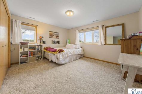 2101 Red Tail Lane North Mankato MN 56003