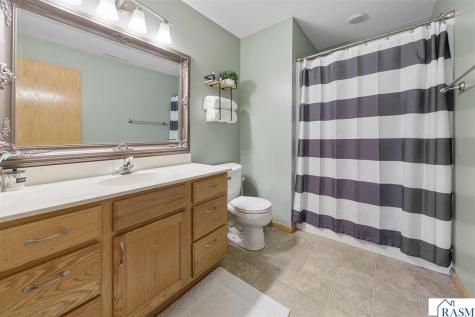 2101 Red Tail Lane North Mankato MN 56003