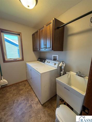 1511 Airport Road New Ulm MN 56073