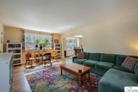 406 W Lewis Street Mankato MN 56001