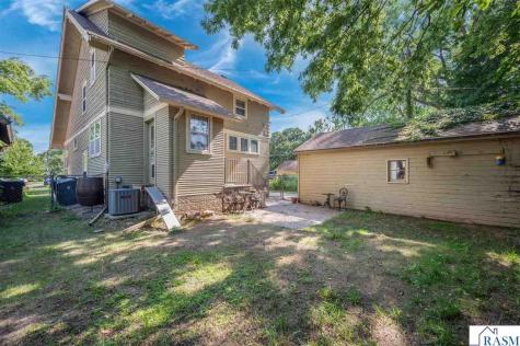 406 W Lewis Street Mankato MN 56001