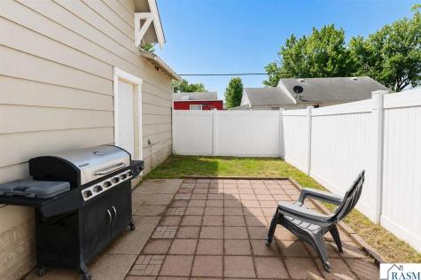 192 Long Street Mankato MN 56001
