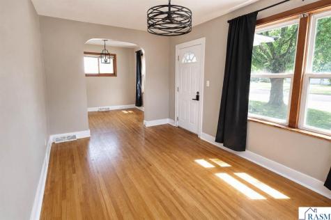 192 Long Street Mankato MN 56001