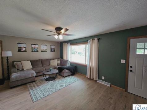 1204 SE 8th Street Waseca MN 56093