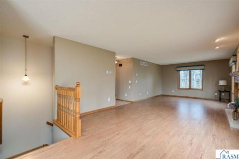 100 Crystal Lane Mankato MN 56001