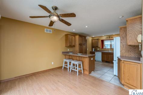 100 Crystal Lane Mankato MN 56001