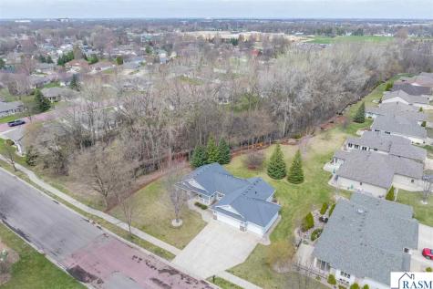 100 Crystal Lane Mankato MN 56001