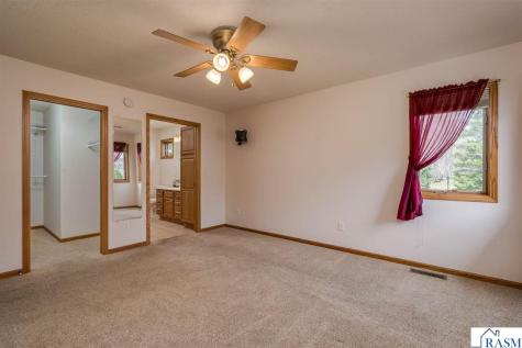100 Crystal Lane Mankato MN 56001