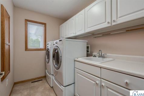 100 Crystal Lane Mankato MN 56001