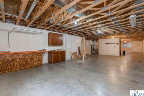 100 Crystal Lane Mankato MN 56001