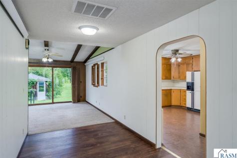 128 N Park Lane Le Sueur MN 56058