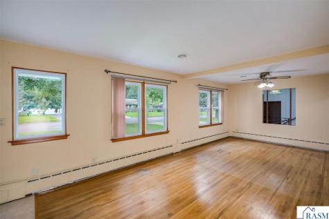 128 N Park Lane Le Sueur MN 56058