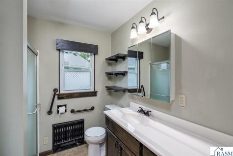 128 N Park Lane Le Sueur MN 56058