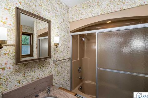 128 N Park Lane Le Sueur MN 56058