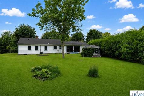 128 N Park Lane Le Sueur MN 56058