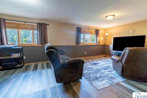 112 Parkside Street Mankato MN 56001