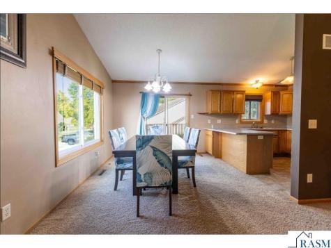 112 Parkside Street Mankato MN 56001