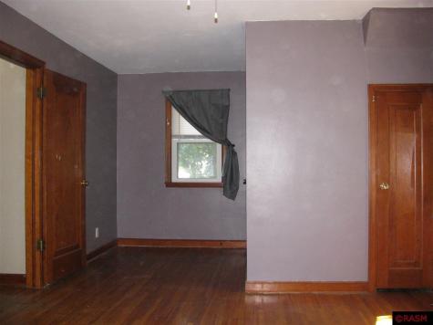252 N Main Street Lake Crystal MN 56055