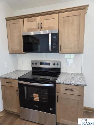 2405 Lake Avenue New Ulm MN 56073-1229