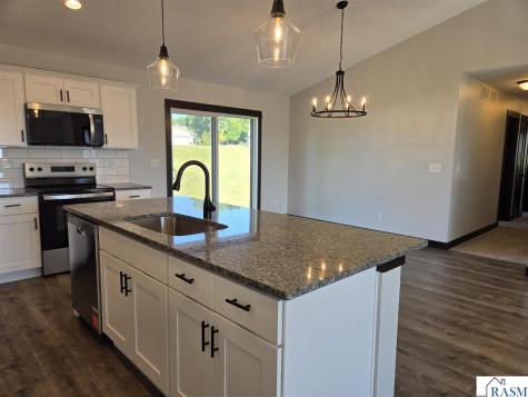 2405 Lake Avenue New Ulm MN 56073-1229