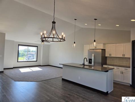 2405 Lake Avenue New Ulm MN 56073-1229