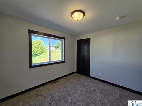 2405 Lake Avenue New Ulm MN 56073-1229
