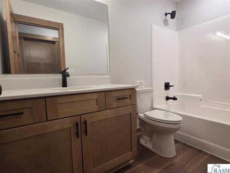 2405 Lake Avenue New Ulm MN 56073-1229