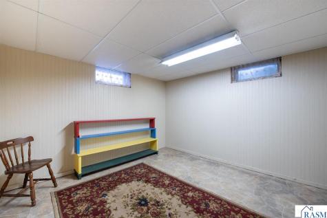 1808 Sunray Avenue Mankato MN 56001