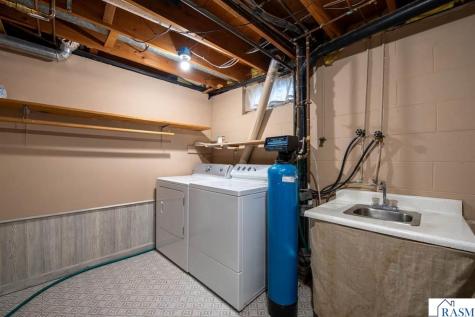 1808 Sunray Avenue Mankato MN 56001