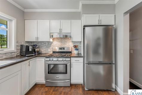 47 Skyline Drive Mankato MN 56001
