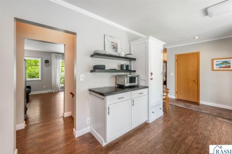 47 Skyline Drive Mankato MN 56001