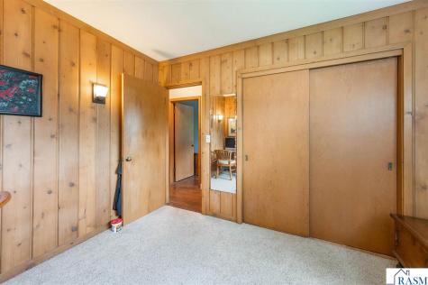 47 Skyline Drive Mankato MN 56001