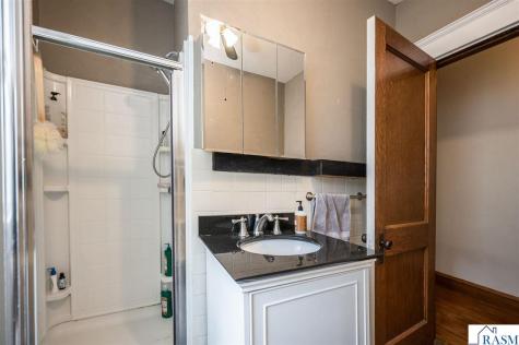 315 W 6th Street Blue Earth MN 56013