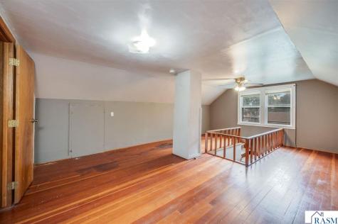 315 W 6th Street Blue Earth MN 56013