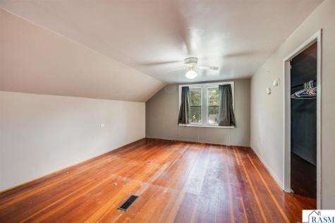 315 W 6th Street Blue Earth MN 56013