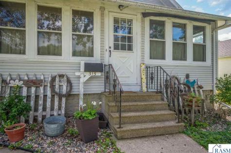 315 W 6th Street Blue Earth MN 56013