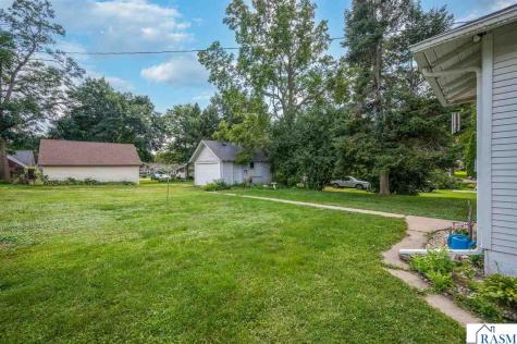 315 W 6th Street Blue Earth MN 56013