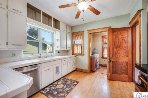 315 W 6th Street Blue Earth MN 56013