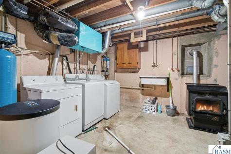 80 SE 10th Street Wells MN 56097
