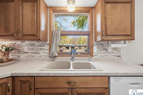 80 SE 10th Street Wells MN 56097