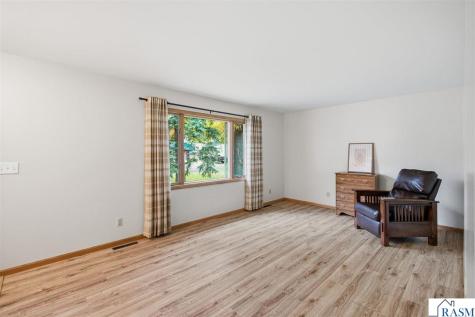 80 SE 10th Street Wells MN 56097