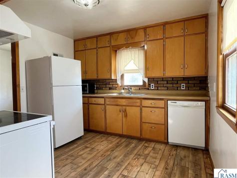 918 6th Street North St. James MN 56081