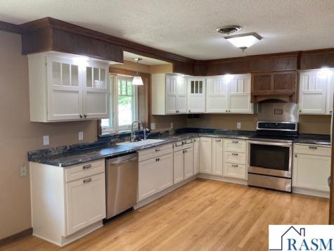 101 SE Burnside Street Sleepy Eye MN 56085