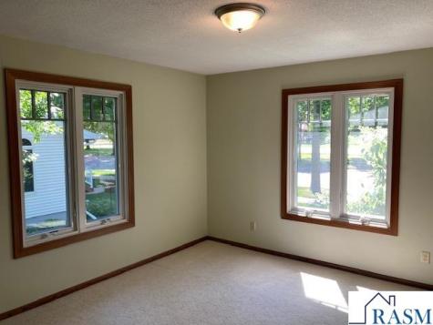 101 SE Burnside Street Sleepy Eye MN 56085