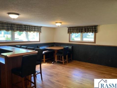 101 SE Burnside Street Sleepy Eye MN 56085