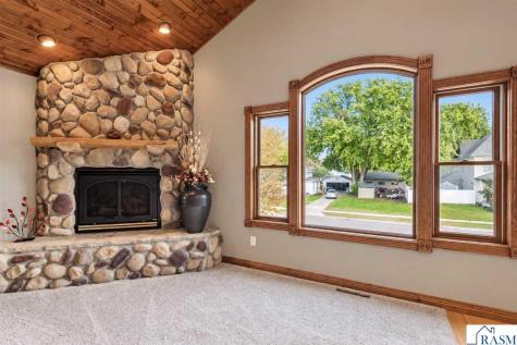 200 N Lexington Avenue Le Center MN 56057